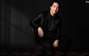 An Indian actor - Rinzing Denzongpa looks graceful in all-black look